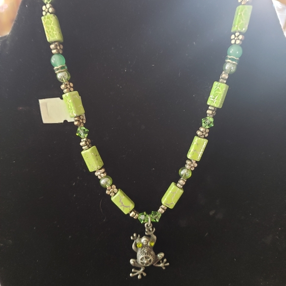 Chokers - Picture 7 of 16